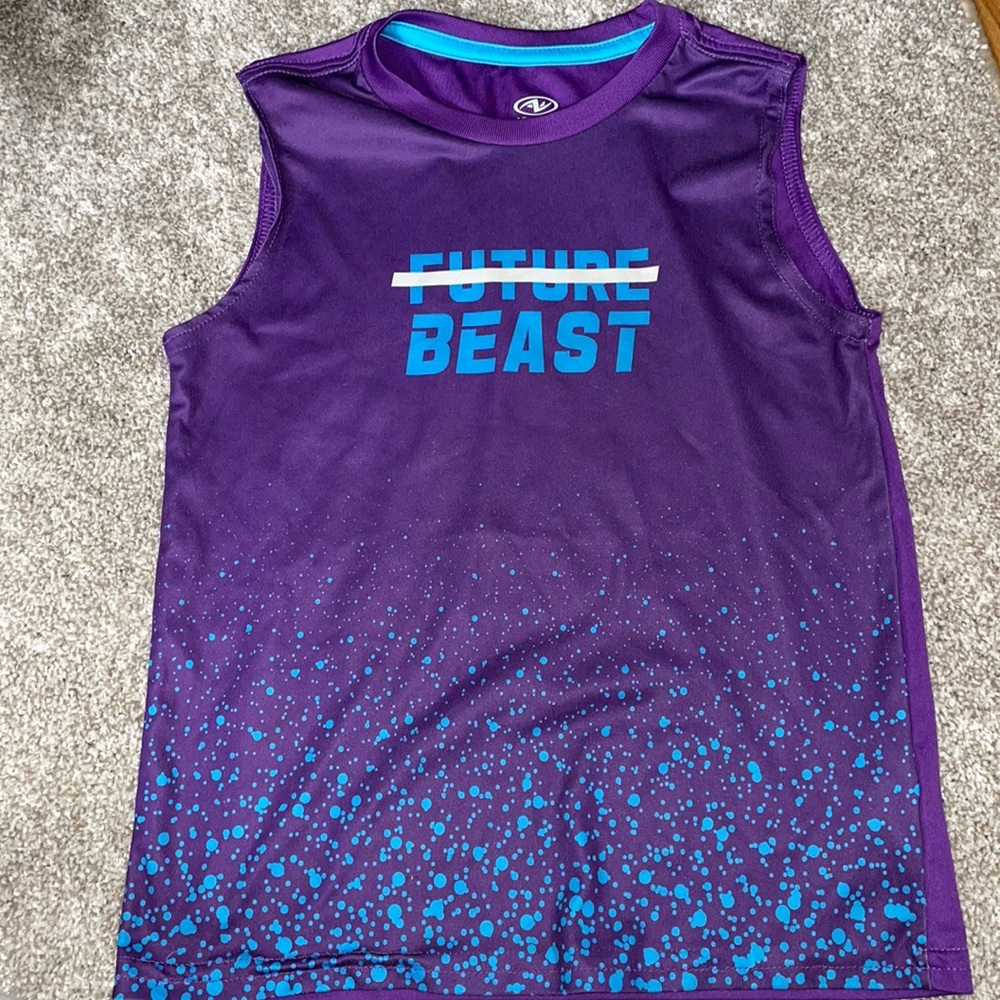 Athletic works boys 6/7